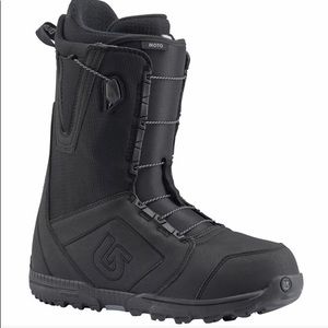 Men’s Burton snowboarding boots.